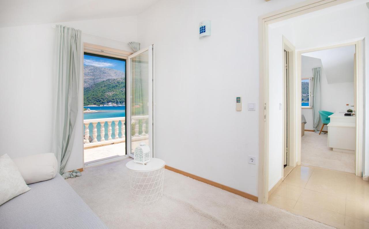 Sweet Village Hotel By The Sea 斯拉诺 外观 照片